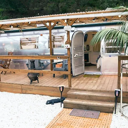 Caravana Airstream Vintage Del 67 En Orrius, Barcelona Orrius