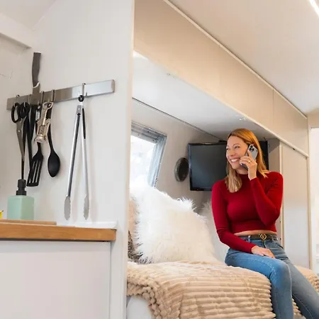 Caravana Airstream Vintage Del 67 En Orrius, Barcelona * Orrius